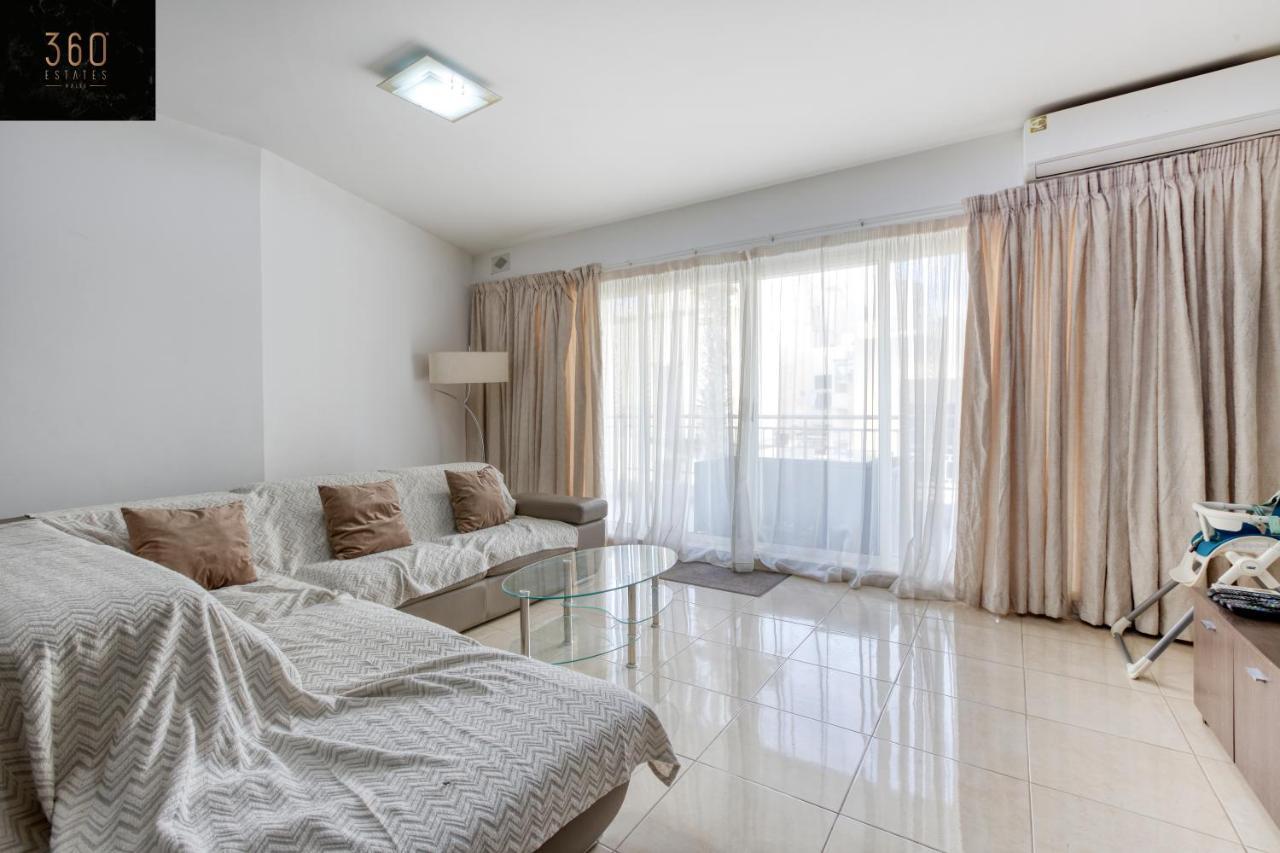 Charming Home Meters From The Seafront With Terrace By 360 Estates 세인트폴스베이 외부 사진